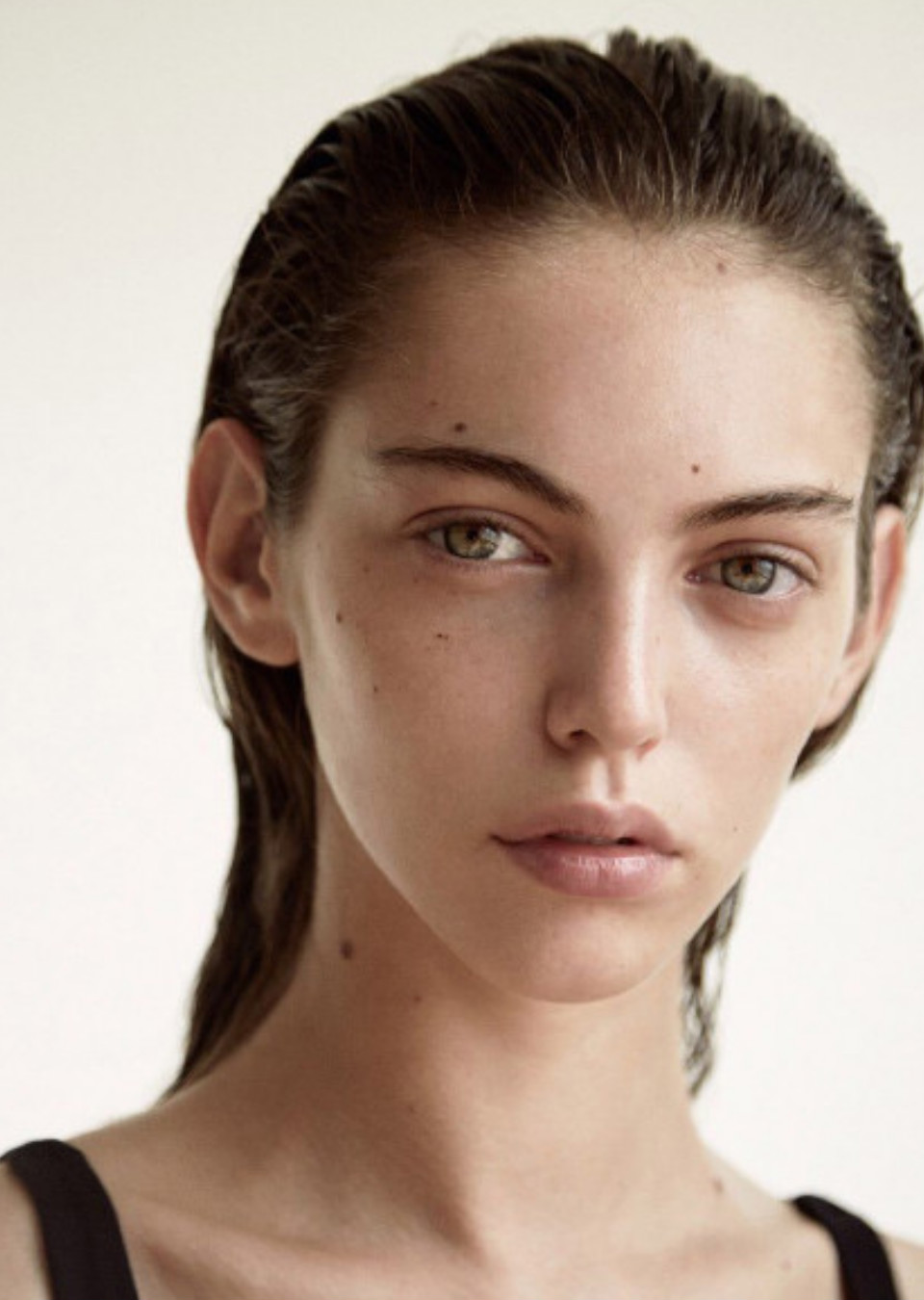 ANISIIA KHURMATULINA