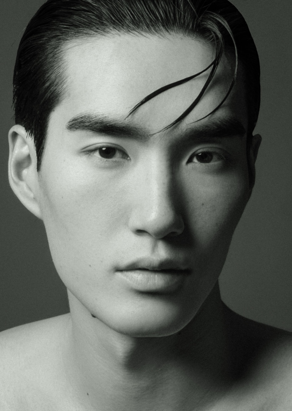 DEREK CHANG