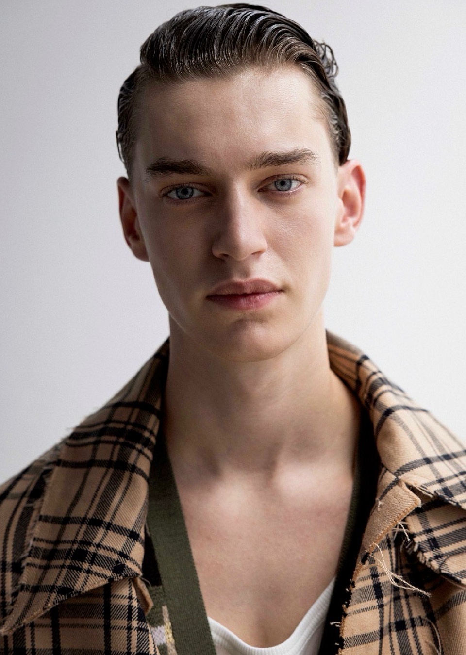 OLIVER THOMPSON